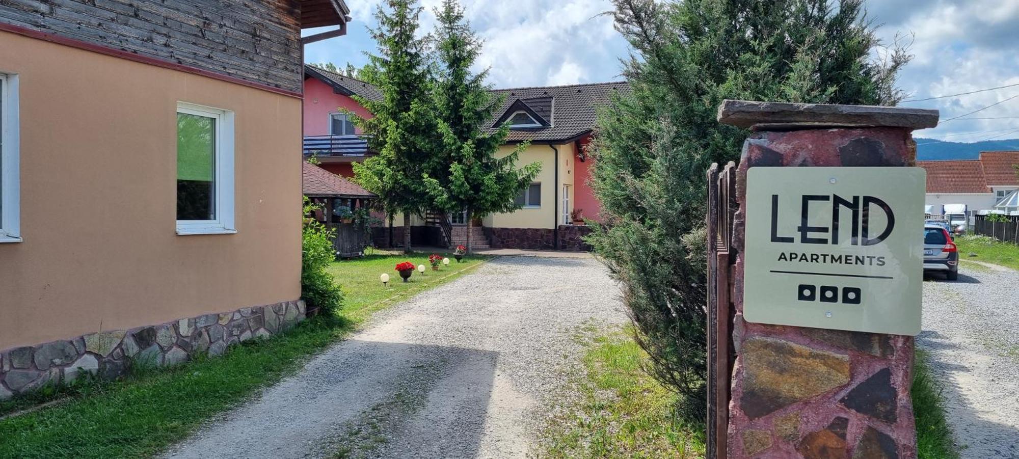 Lend Apartment Миеркуря Чук Екстериор снимка